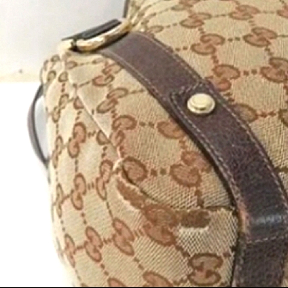 👜  GUCCi ®️  Brown Monogram Cloth & Leather Shoulder Bag Purse - Picture 6 of 16